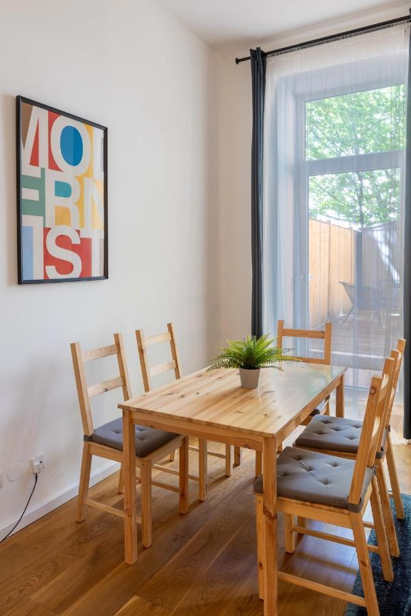 Cozy Apartment, 2 Private Terraces, 8 Min To City Center فيينا المظهر الخارجي الصورة
